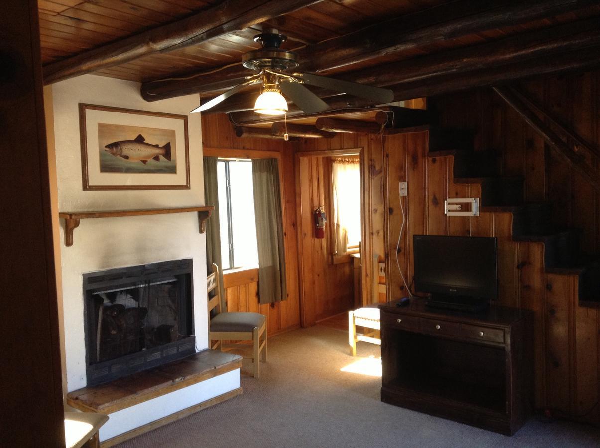 Rainbows End Fishing Resort Pinetop-Lakeside Exterior photo